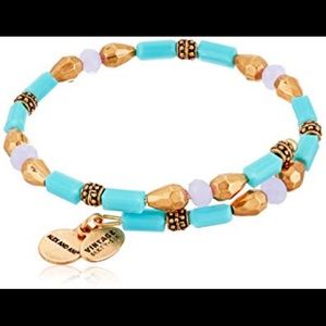 Alex and ani seabed wrap